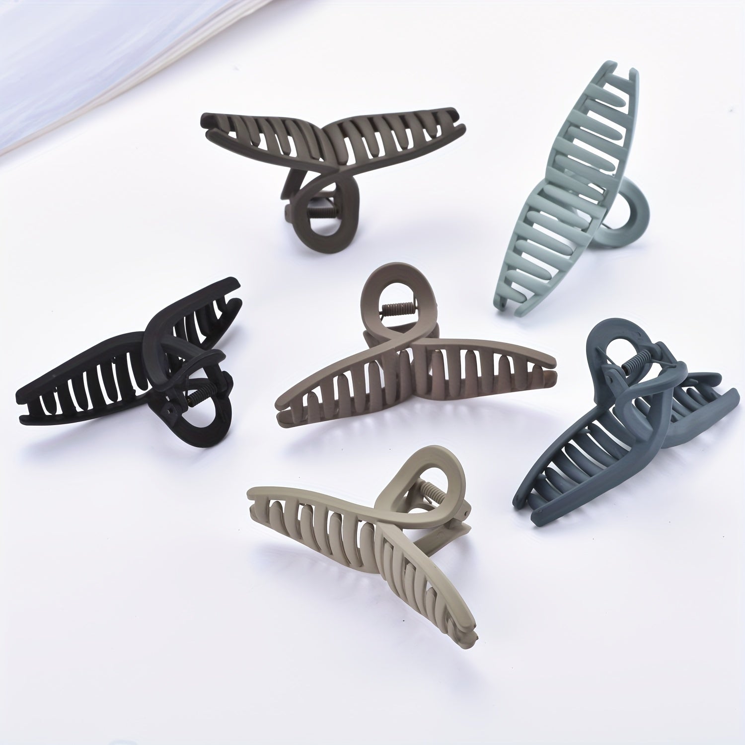 Women's Large Frosted Hair Claw Butterfly Clip Solid Shark Claw Hair Accessory