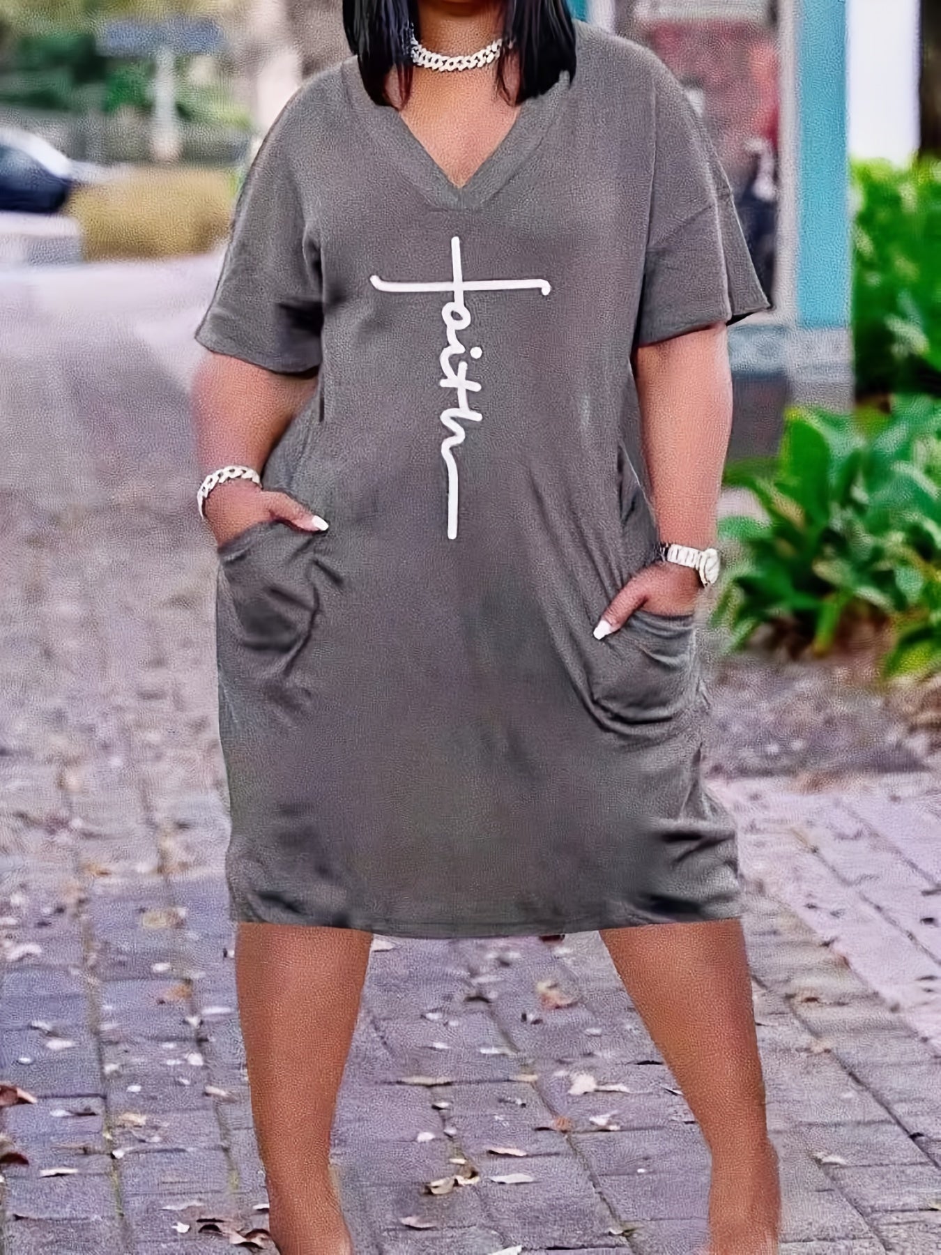  V Neck Midi Dress With Pockets