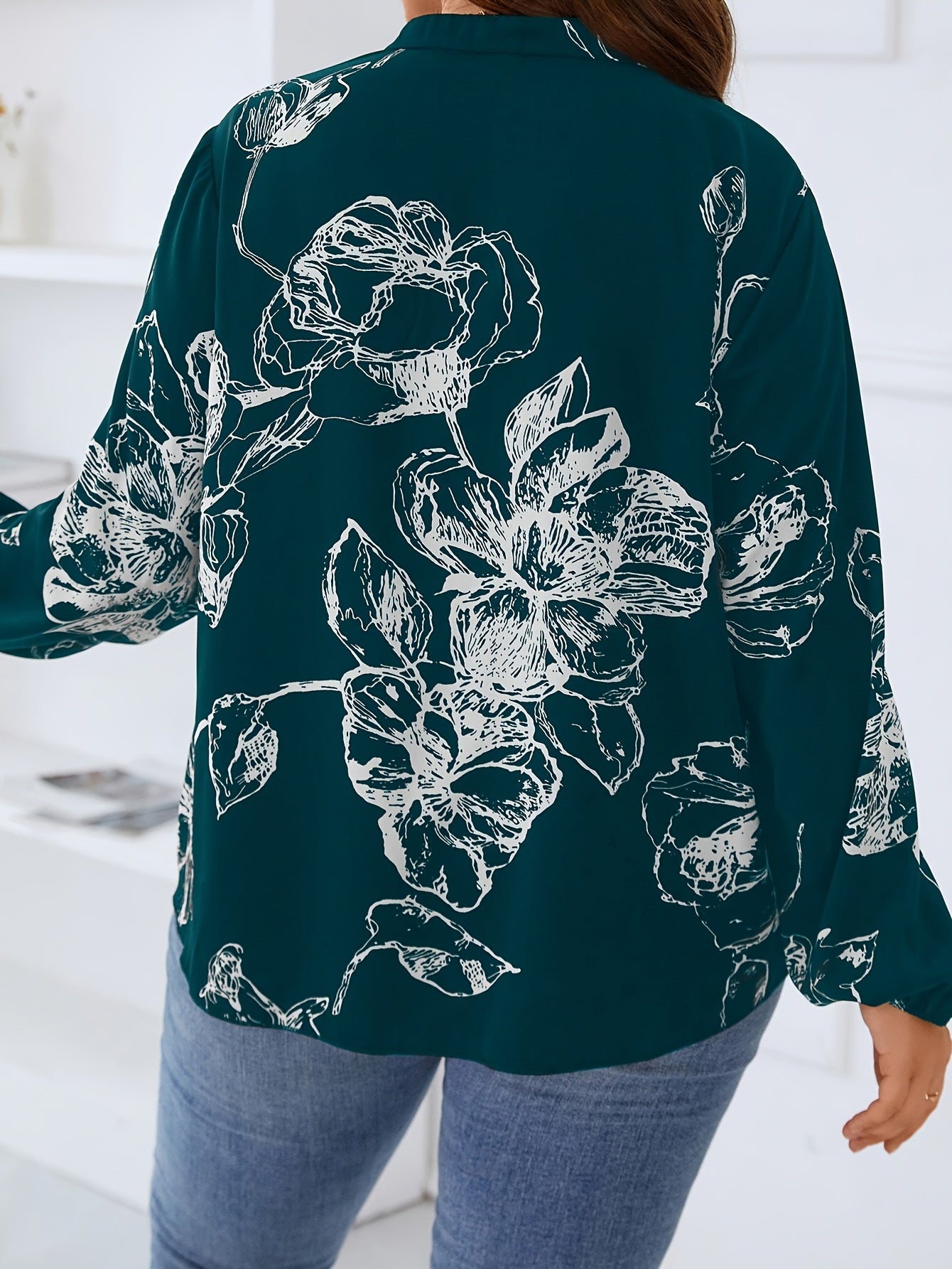  Floral Print Lantern Sleeve V Neck Top