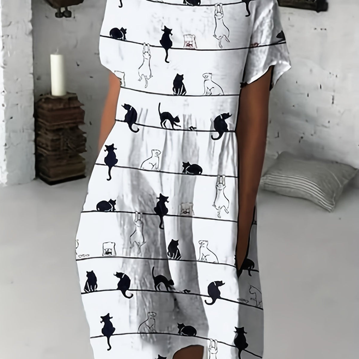  Cat Print Short Sleeve Round Neck Dress