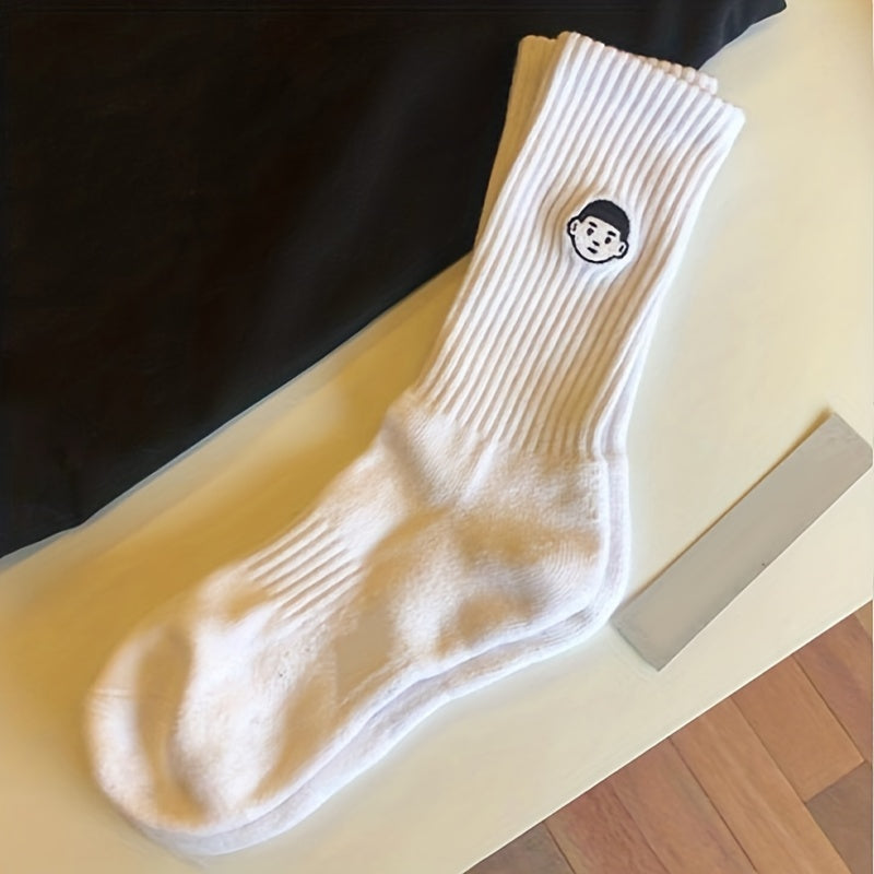 Cute Cartoon Embroidery & Comfy College Style Women's Socks