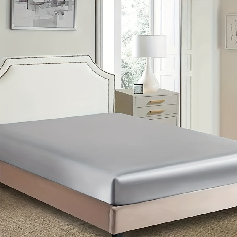 Luxuriously Soft Satin Fitted Sheet for Bedroom & Guest Room