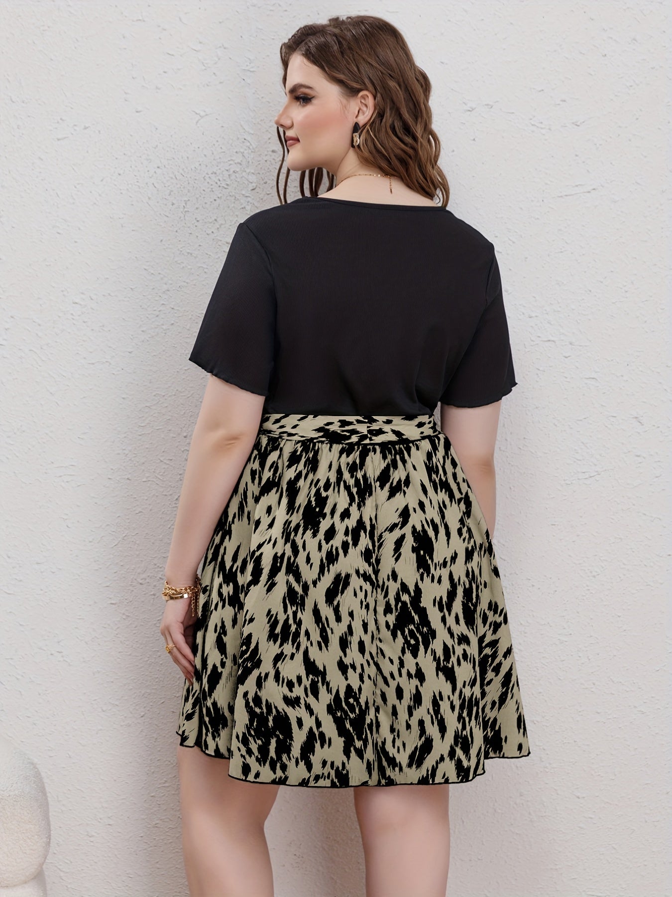  Colorblock Leopard Print Round Neck Casual Dress With Belt