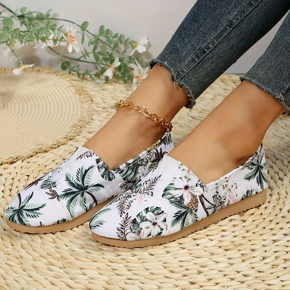 Floral Print Slip-On Sneakers Lightweight Non-Slip Shoes