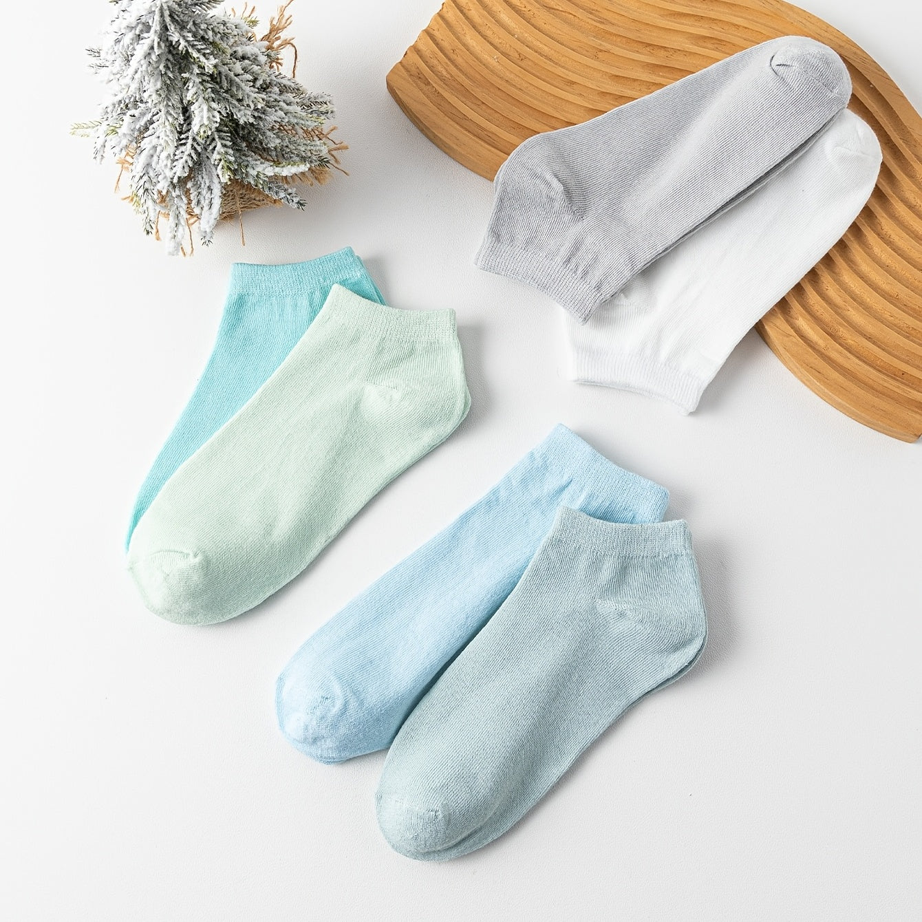 6 Pairs Lightweight Low Cut Ankle Socks Women's Stockings