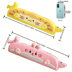 Kids 16 Hole Harmonica Toy Rabbit Lion Patterns Red Yellow