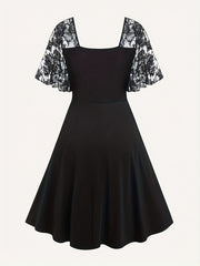  Lace Sweetheart Neck Grommet Dress