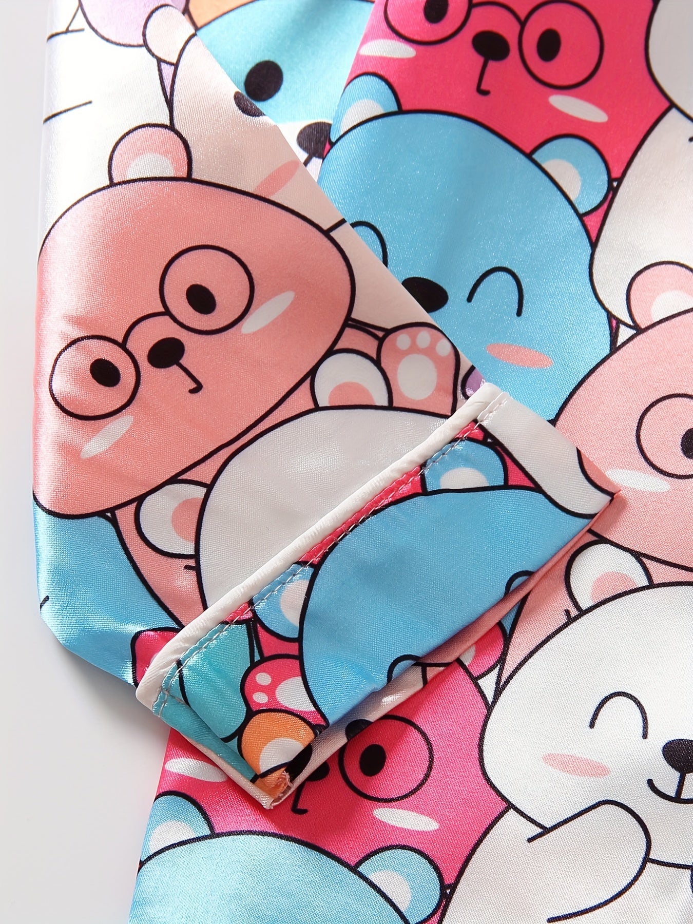 Kids 2pcs Bear Print Pajamas Button Front Long Sleeve Top & Pants Set