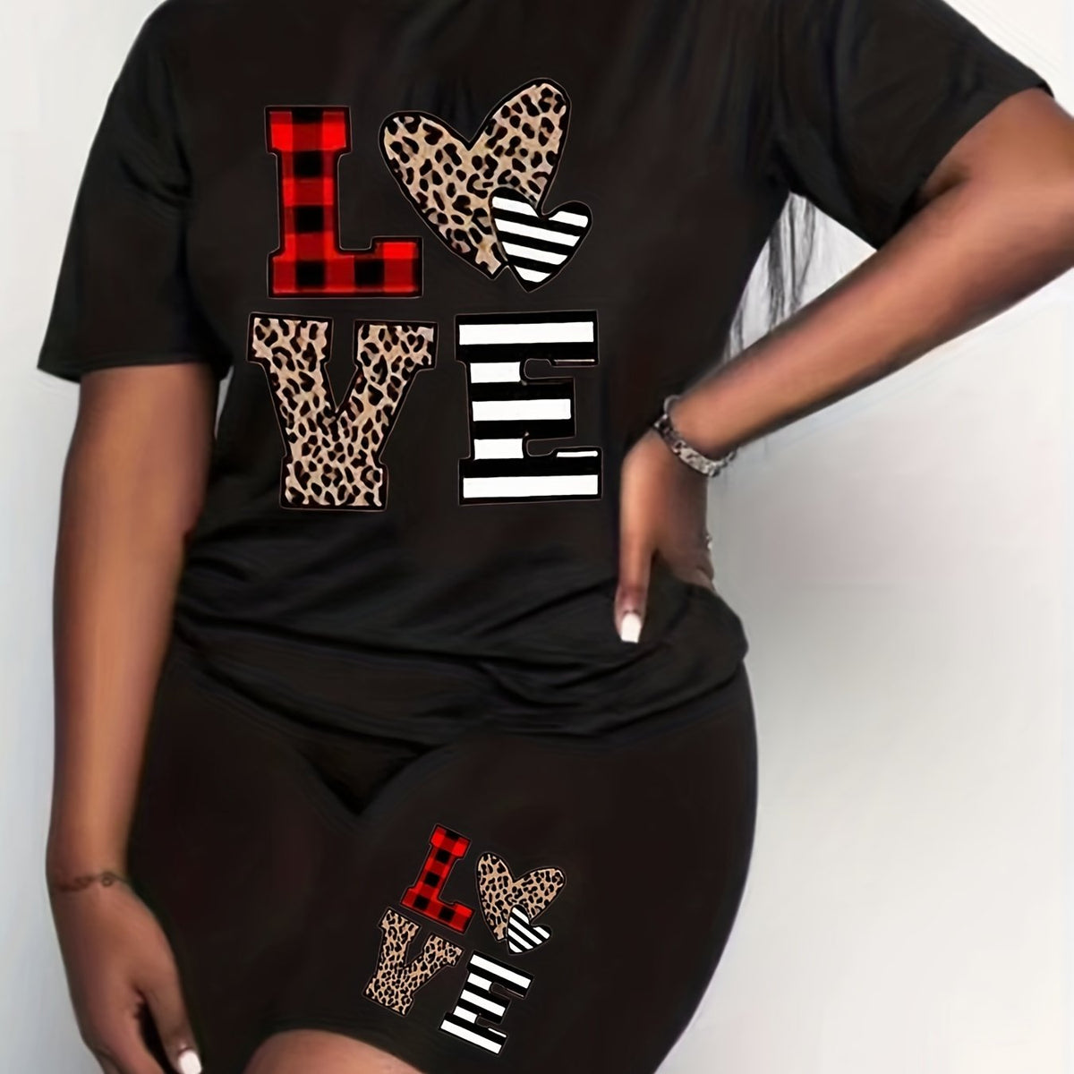  Gingham & Leopard Print Tee & Shorts Outfit Set