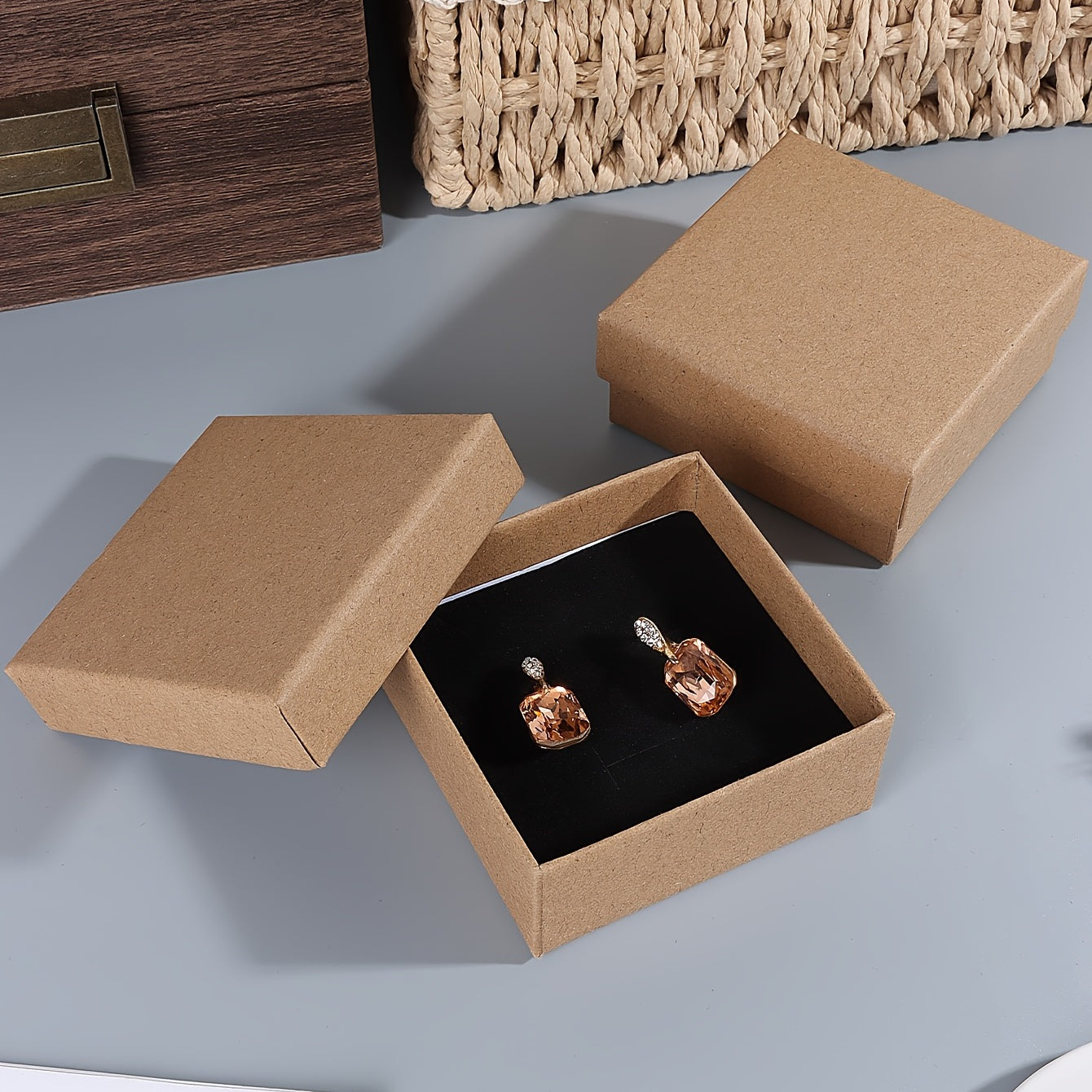 Classic Vintage Jewelry Box for Ring Pendant Necklace Earring