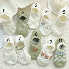 10 Pairs Lightweight Women's Ankle Socks & All-match Stockings