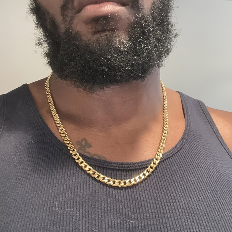 Men's Cuban Chain Necklace in Metal