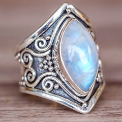 Vintage Silver Moonstone Party Ring