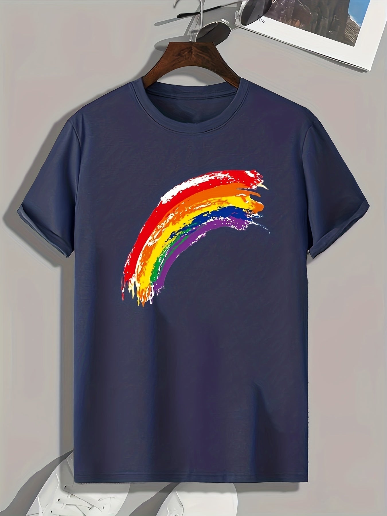 Rainbow Pattern Print Men's Comfy Sports T-shirt Graphic Tee