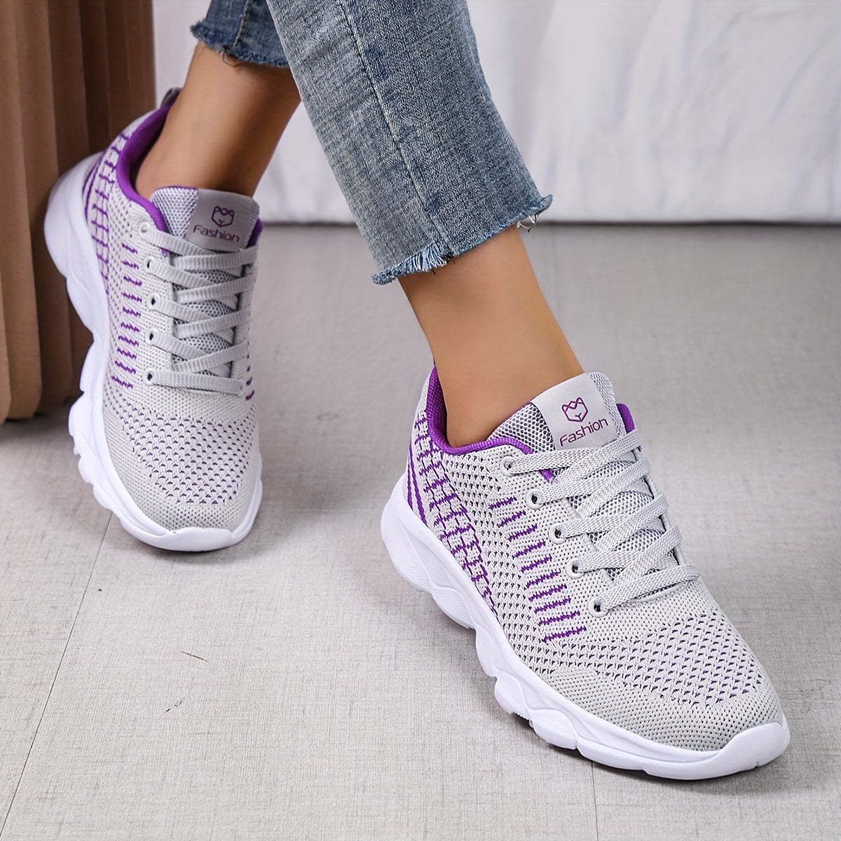 Women's Lace Up Running Shoes Lightweight Comfortable Low Top Sport Shoes
