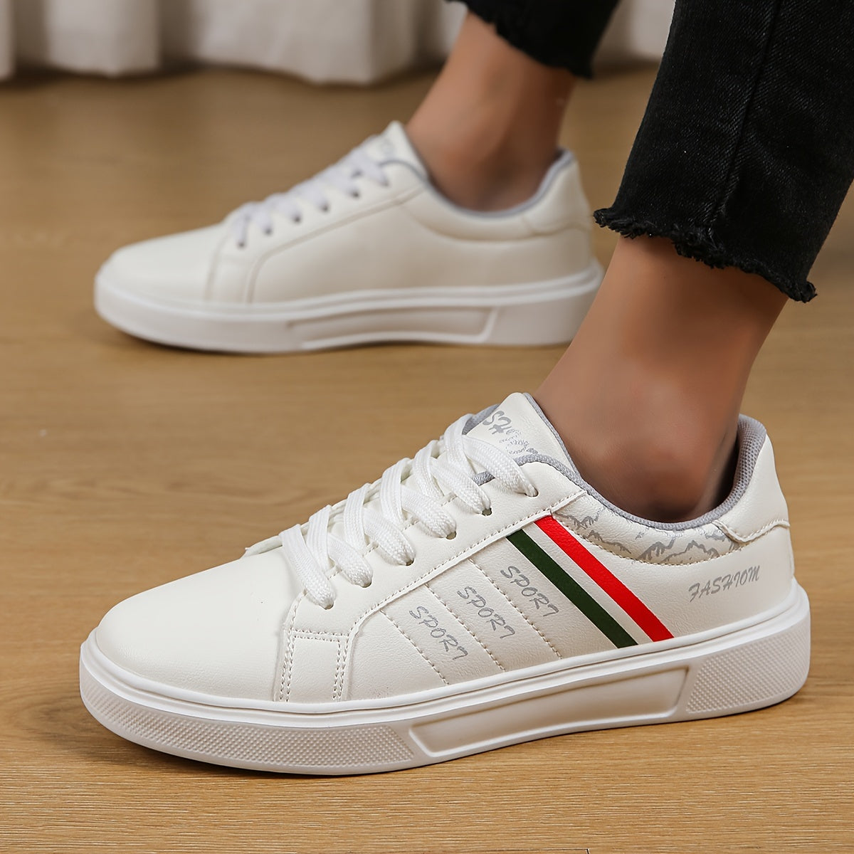 Faux Leather Stripes Pattern Skate Shoes Wear Resistance Non Slip Flat Sneakers