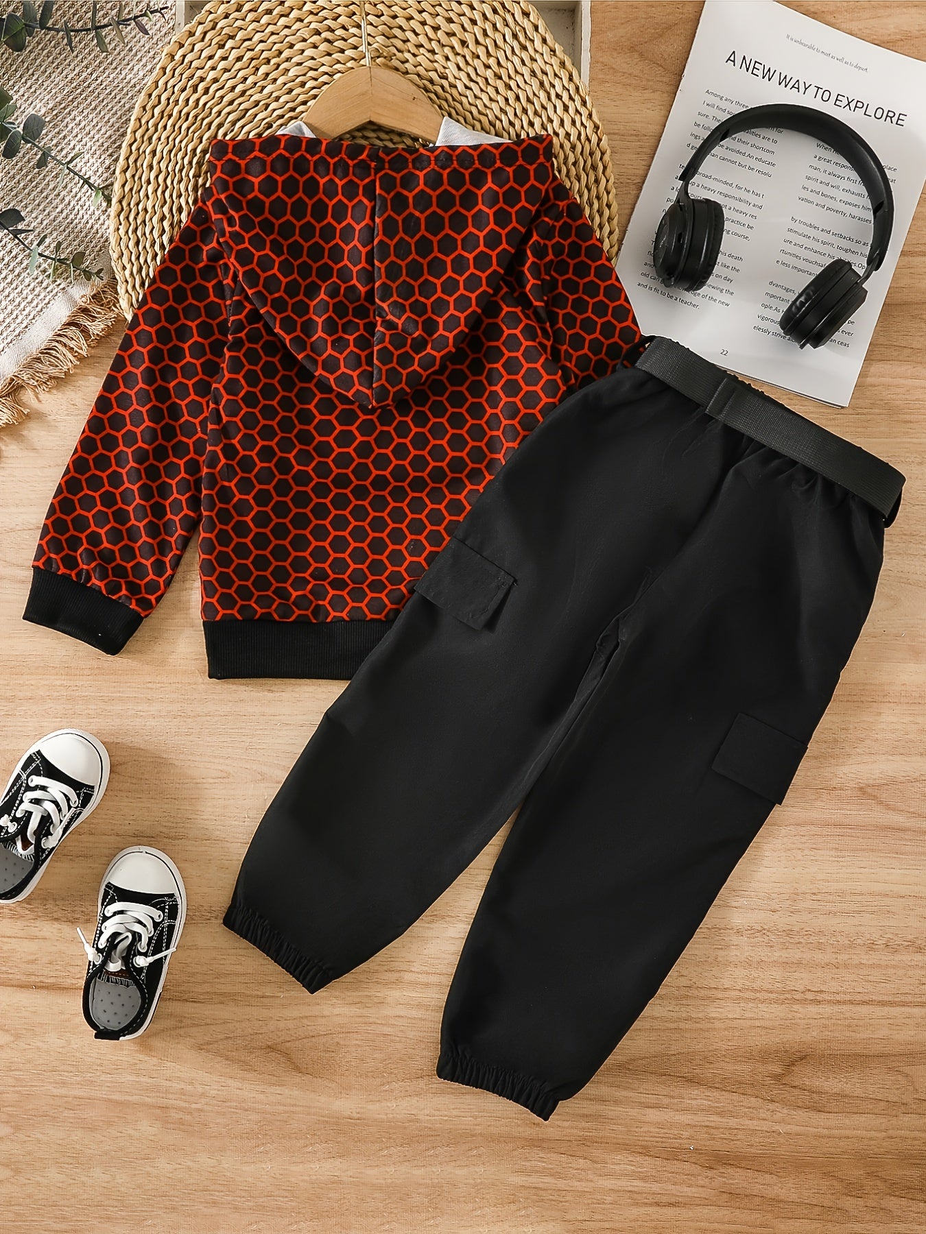 Spider Pattern Toddler Boy's 2pcs Hoodie & Sweatpants Set