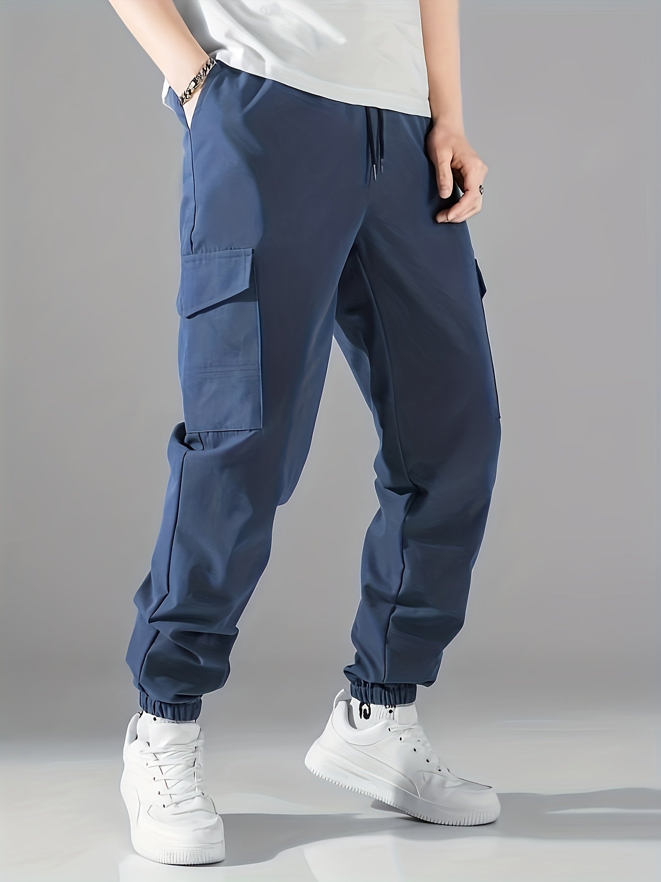 Men's Casual Cargo Pants with Flap Pocket