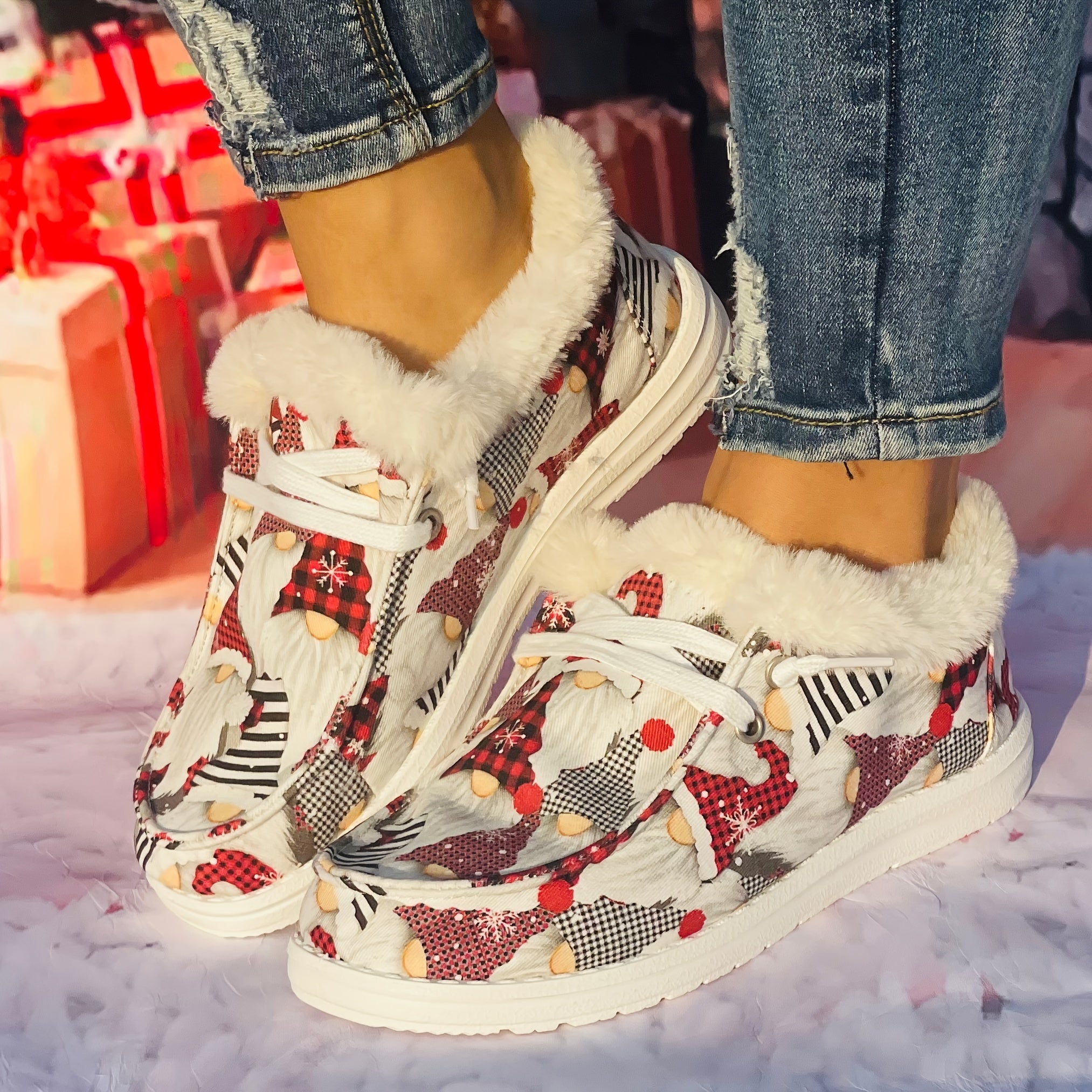 Women's Christmas Red Hat & Dwarf Cartoon Pattern Non slip Round Toe Sneakers