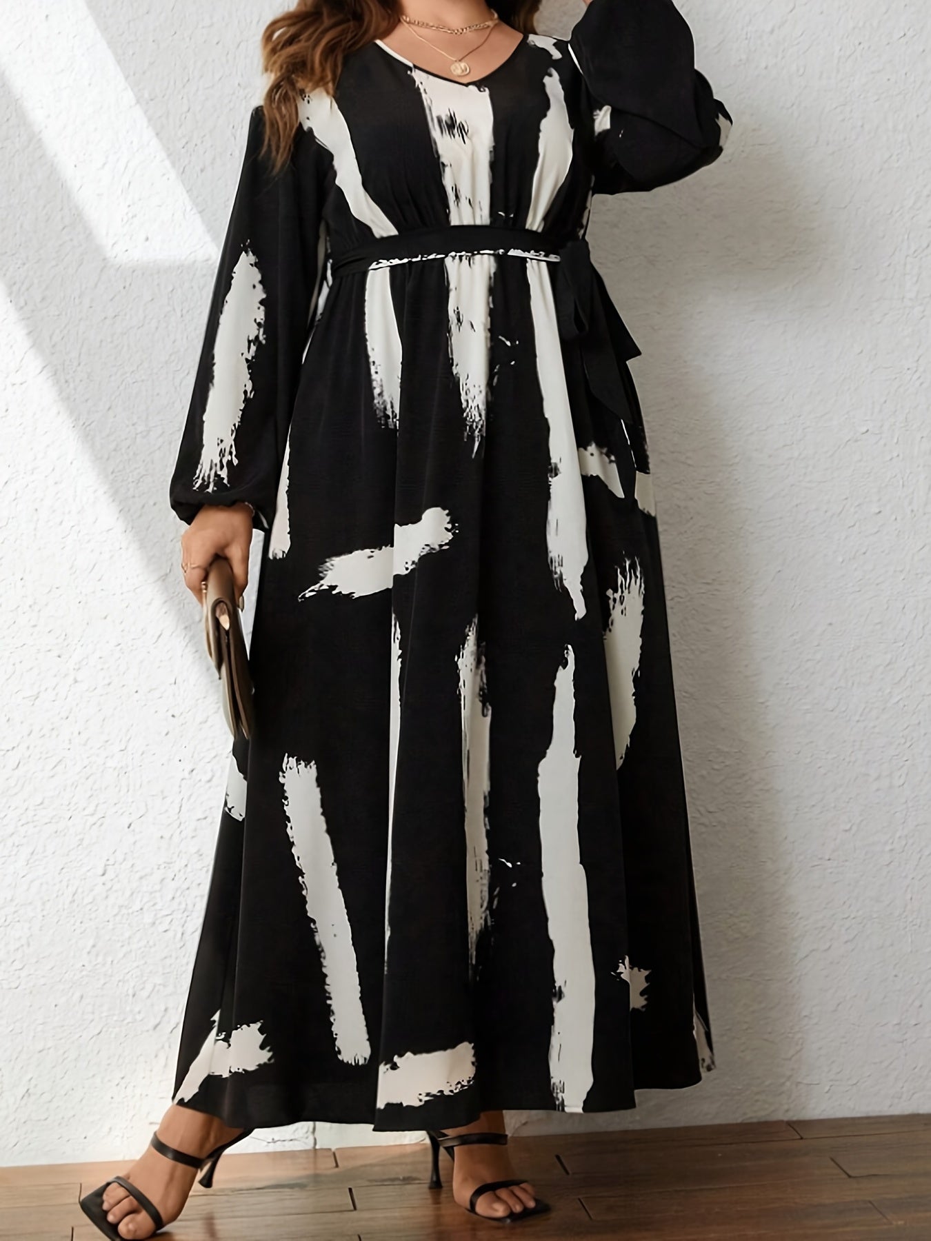  Brush Print Lantern Sleeve Maxi Dress With Belt