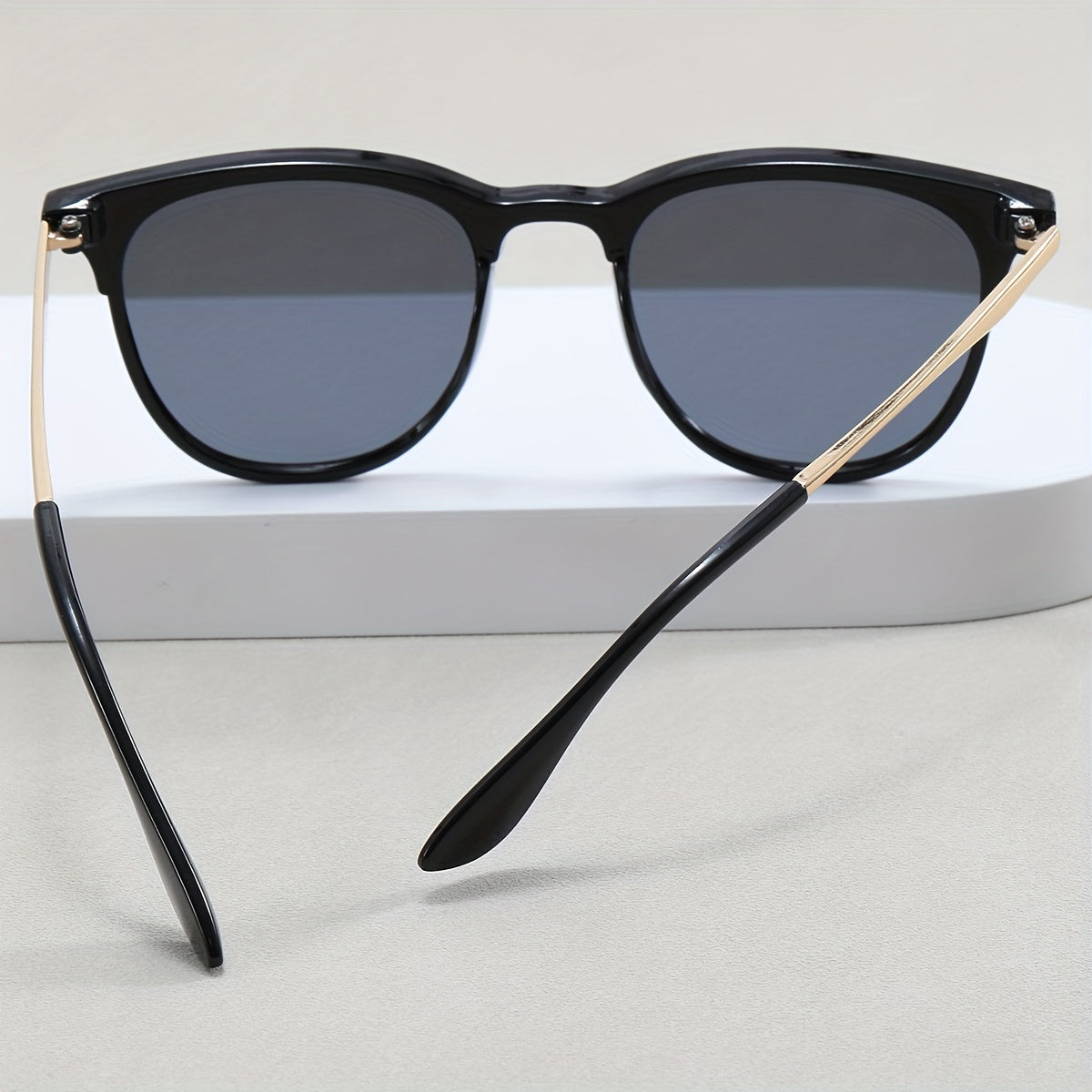 Square Frame Sunglasses Rivet Decor Glasses UV400
