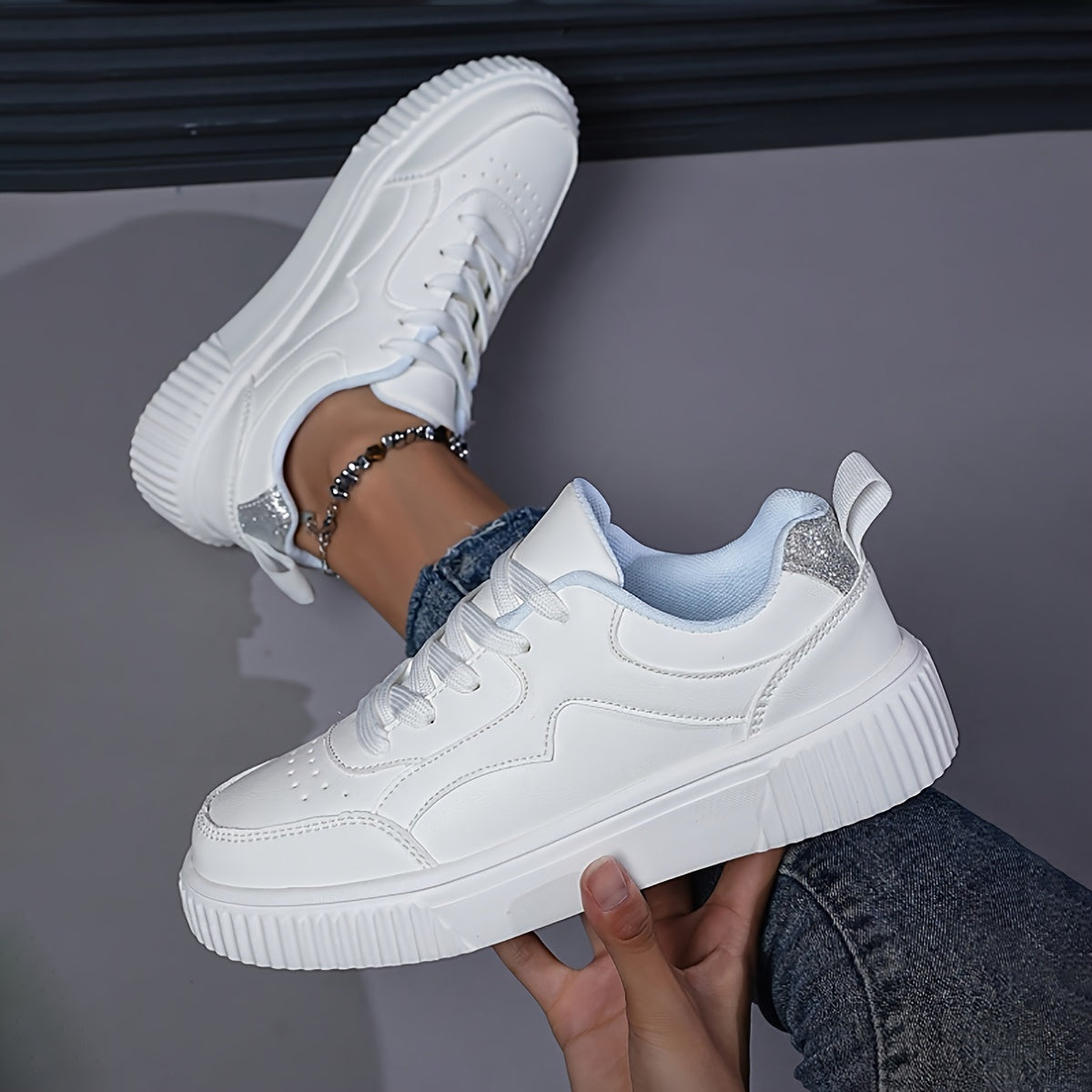 Women's Skate Shoes Comfortable Flat Non slip Outdoor Sports Shoes
