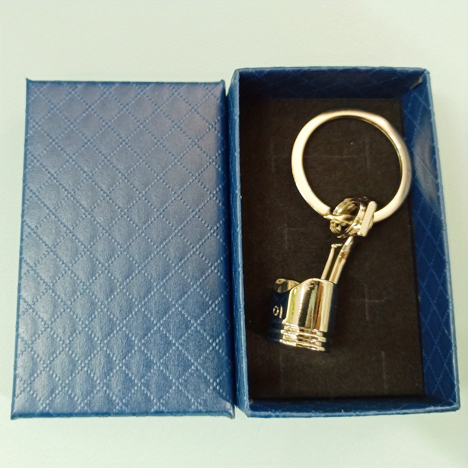 Engine Piston Keychain For Men Car Modified Metal Keychain Pendant Motorcycle