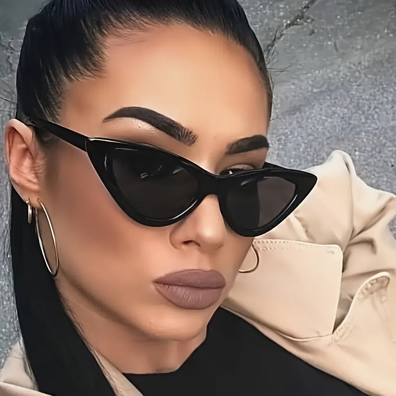 Vintage Cat Eye Sunglasses for Women, Plastic Frame
