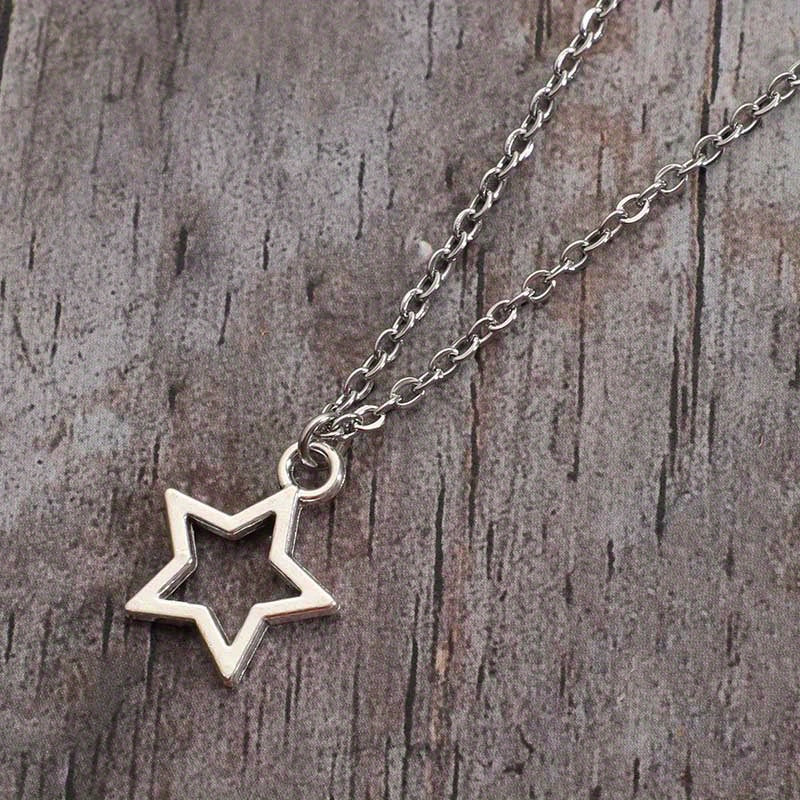 Vintage Goth Star Necklace Women's Men's Necklace