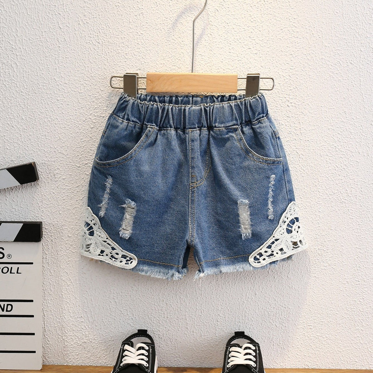 Toddler Girls Floral Trim Denim Shorts