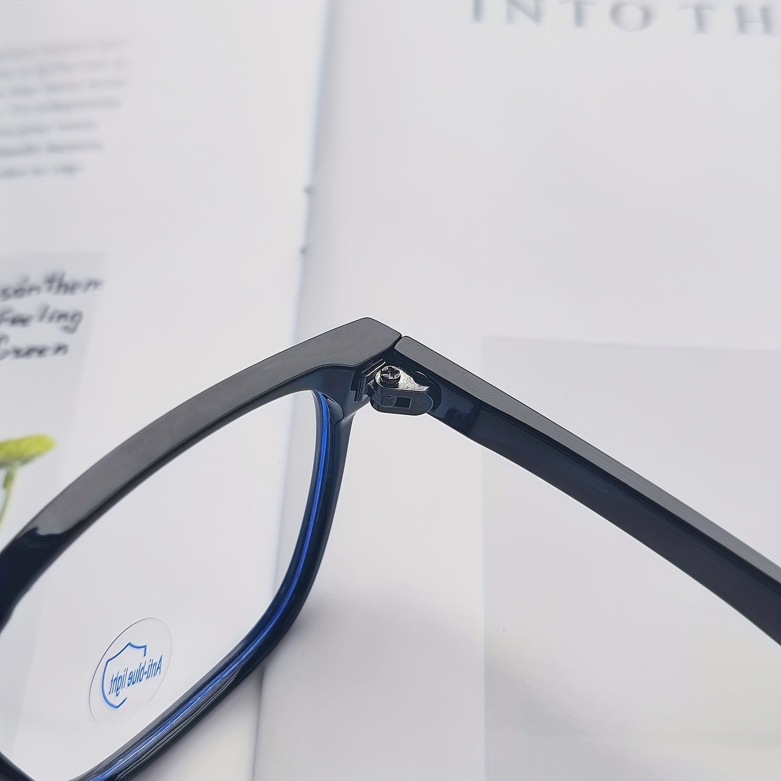 Men's Casual Anti Light Reading Glasses with Pouch & Cloth