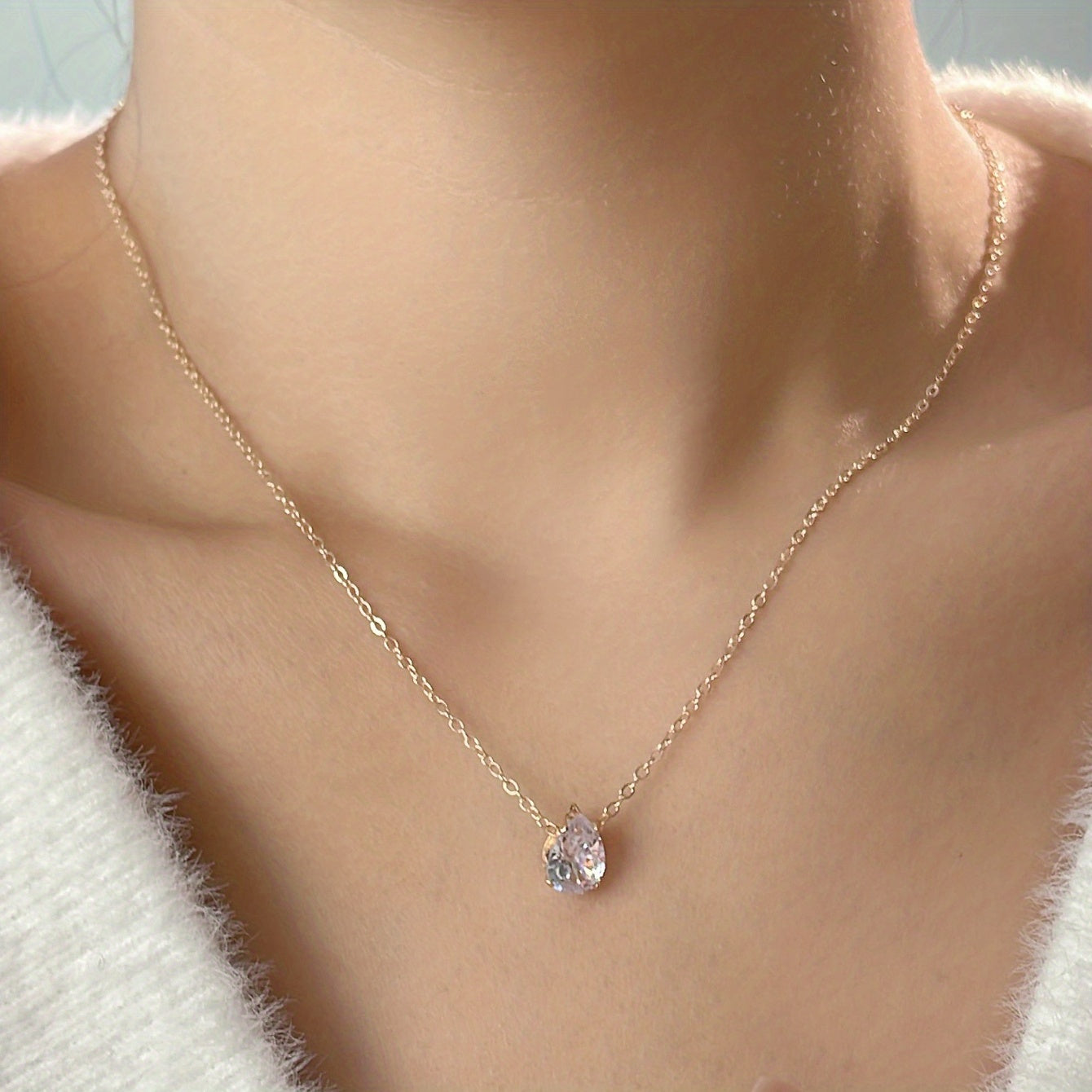 Water Drop Rhinestone Pendant Necklace