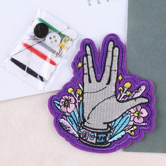 2pcs Embroidered Palm Patch Ironing Cloth Stickers