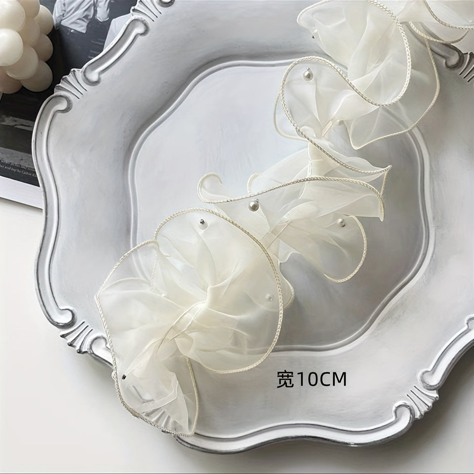 Artificial Diamond Beige Pearl Cake Decoration