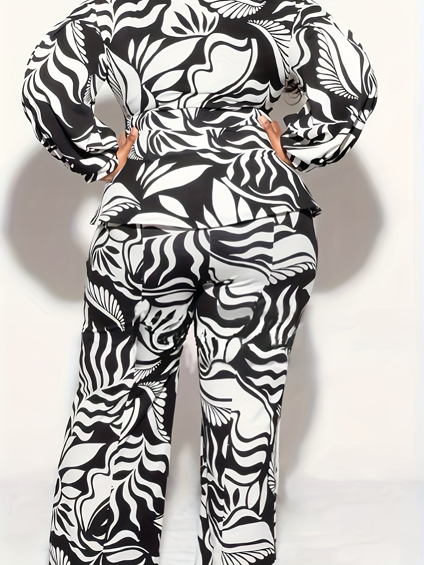  Allover Print Lantern Sleeve Top & Pants Set