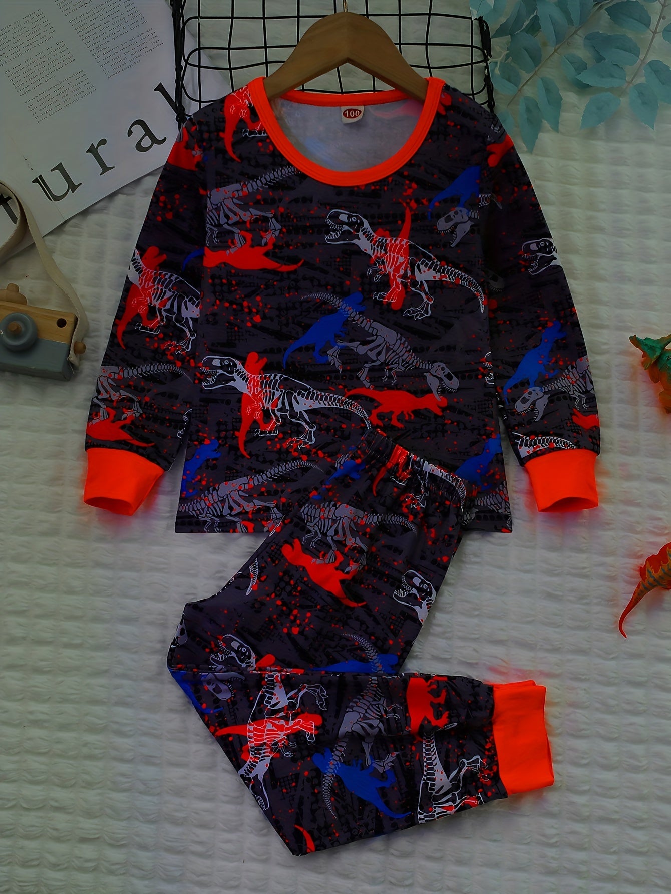 Boys 2pcs Astronaut Print Pajamas Set Long Sleeve Pullover Top & Pants