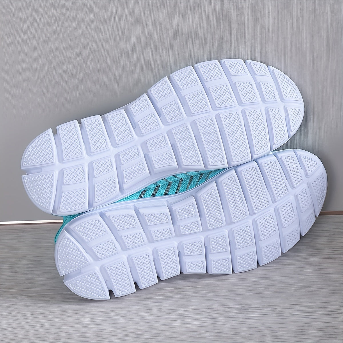 Breathable Shock Absorption Sneakers Lightweight Running Shoes