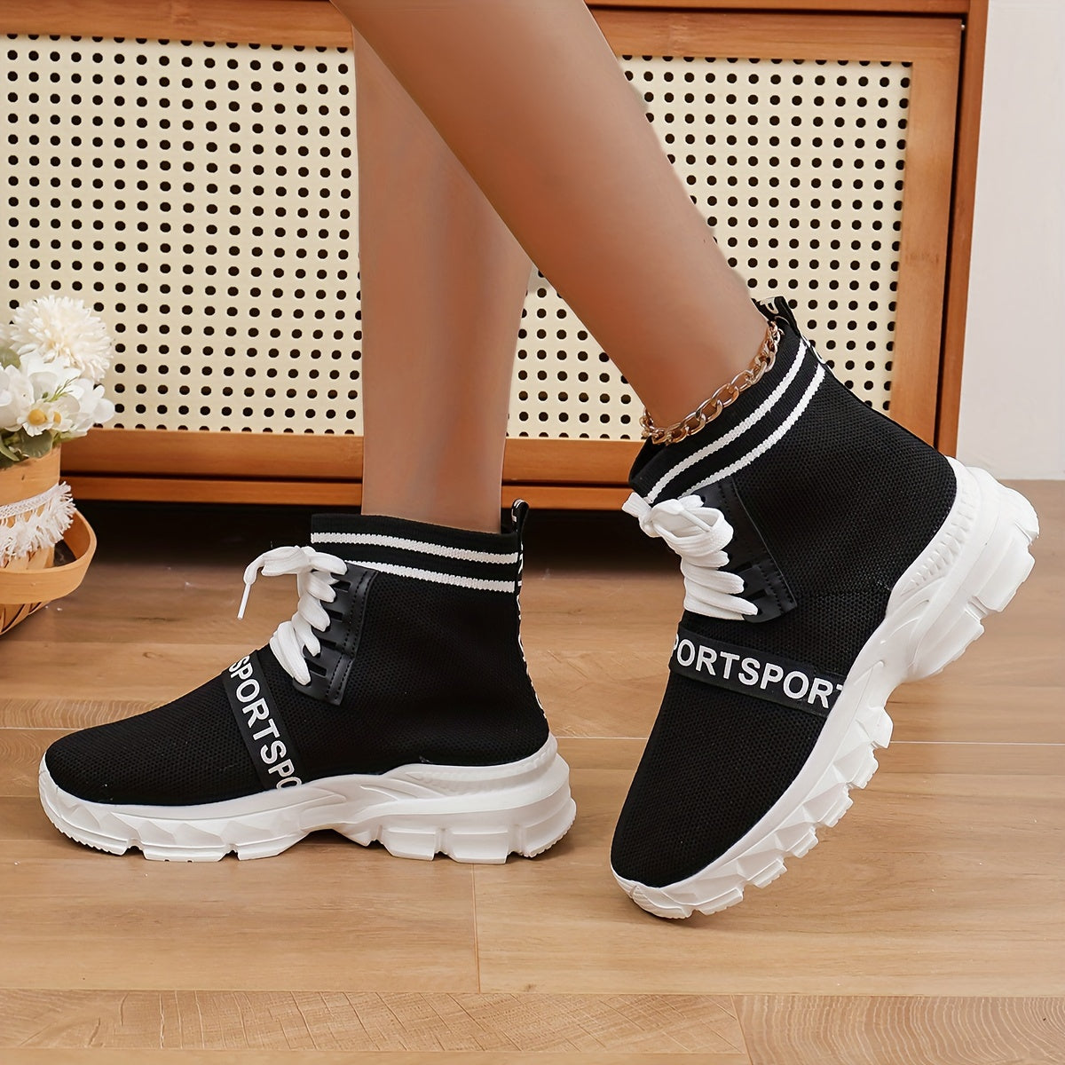 Women's Letter Pattern Woven Running Shoes