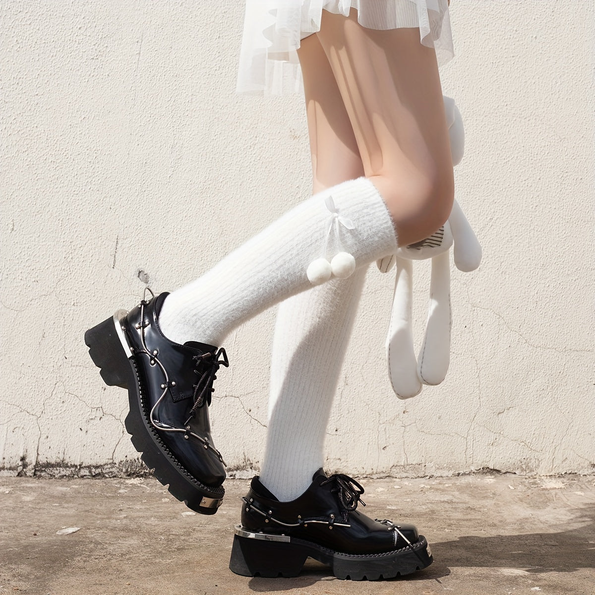 Pompom Decor Knee High Socks Women's Stockings