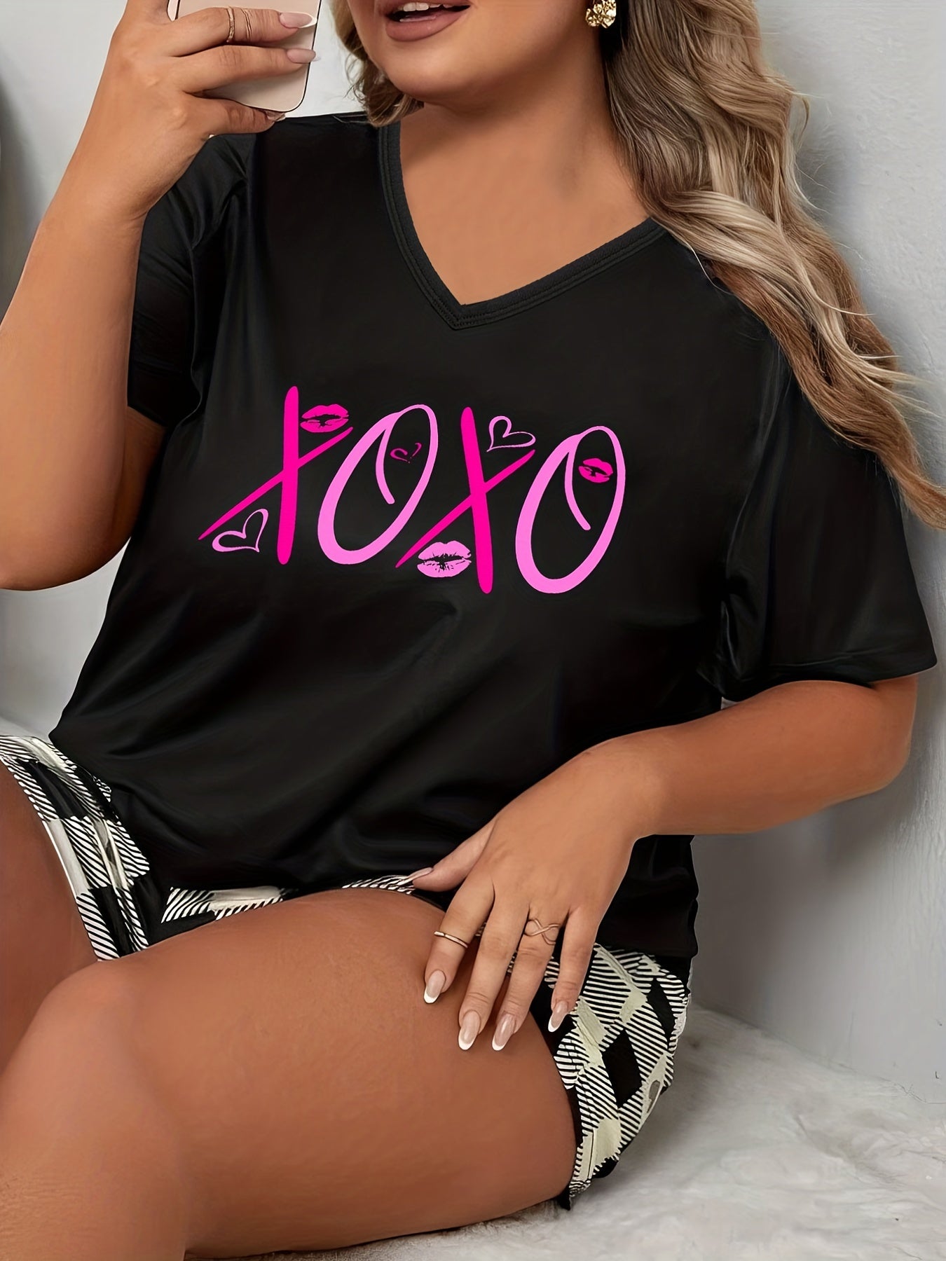 Lip & Heart Print V Neck Pajama Top