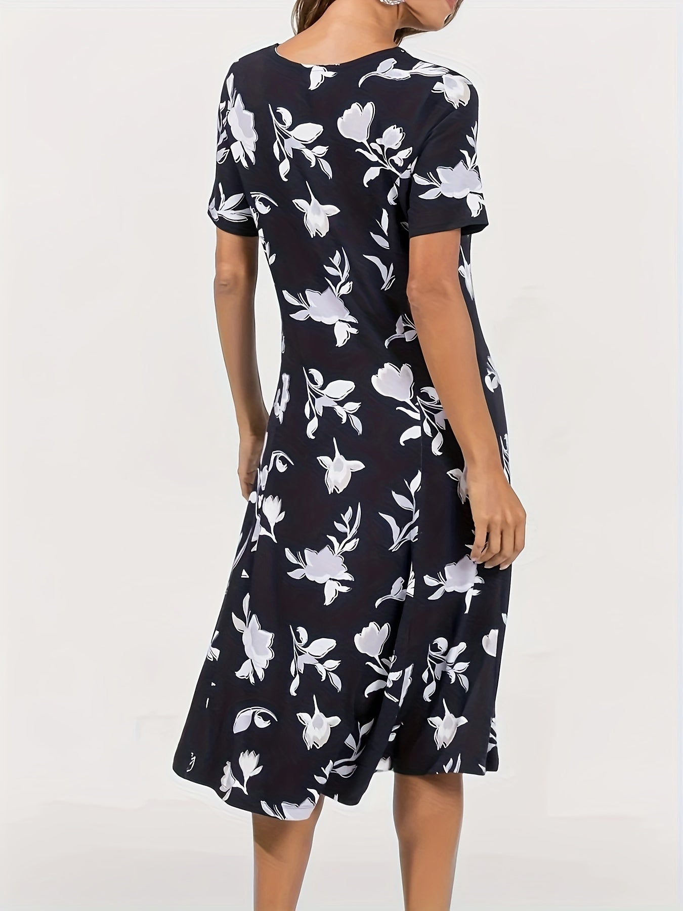  Floral Print Short Sleeve Round Neck Dress