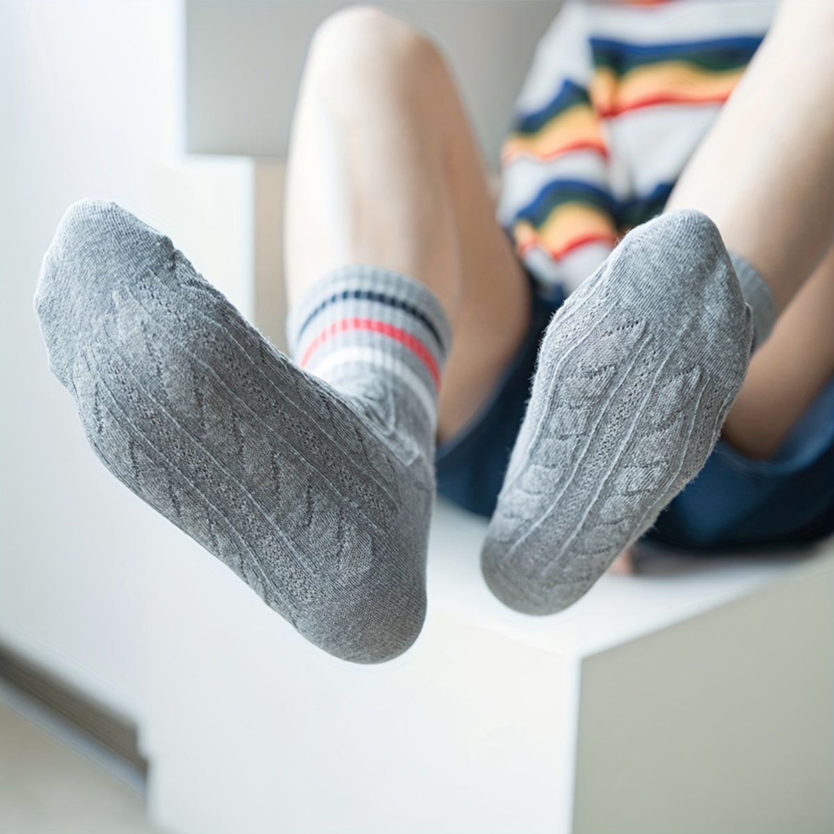 4-Pair Striped Sports Socks for Women Comfortable Mid Tube Stockings