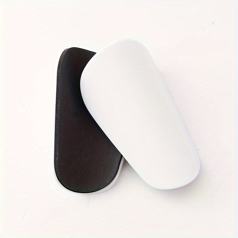 Soccer Leg Pads Reduce Vibrations and Injuries