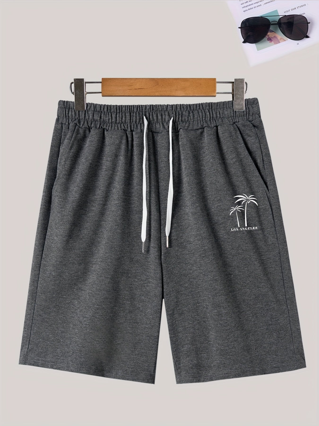 Men's Coconut Tree Printed Drawstring Shorts With Pockets