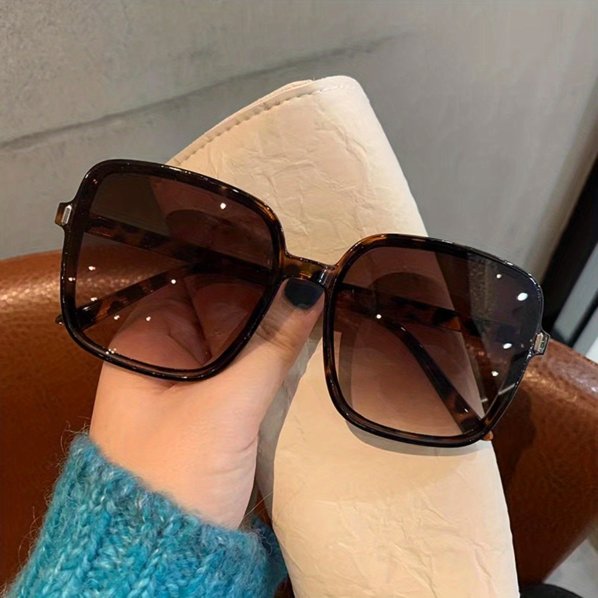 Oversized UV400 Sunglasses for Outdoor Sports