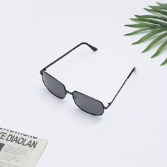 Men's Oval Frame Polarized Sunglasses UV Protection