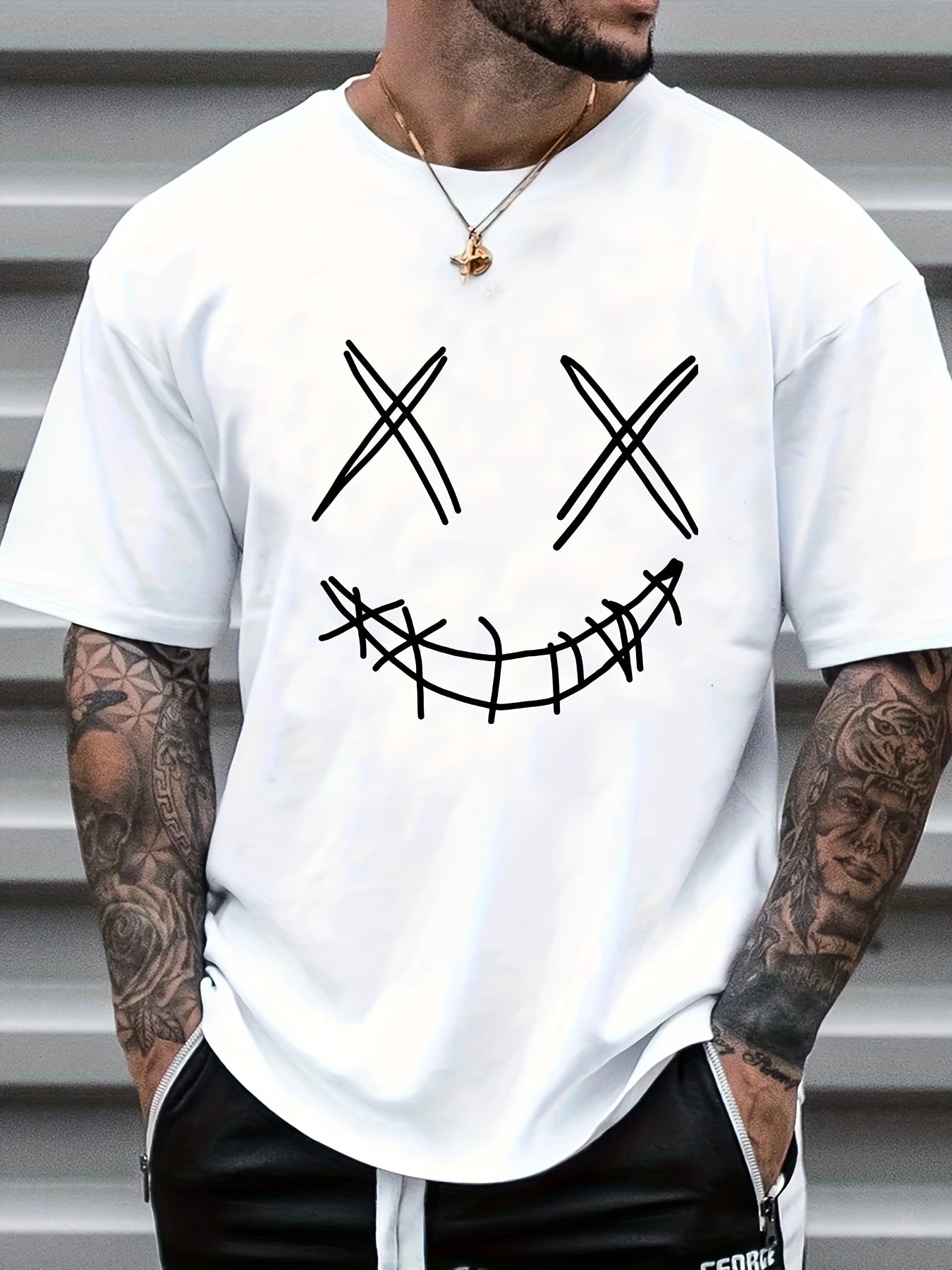Men's Smiling Face Graphic Casual T Shirt Crew Neck Comfy Top