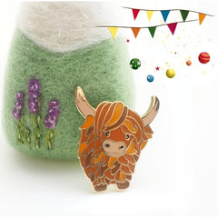 Animal Brooch Enamel Pin Lapel Badges Brooch Funny Jewelry