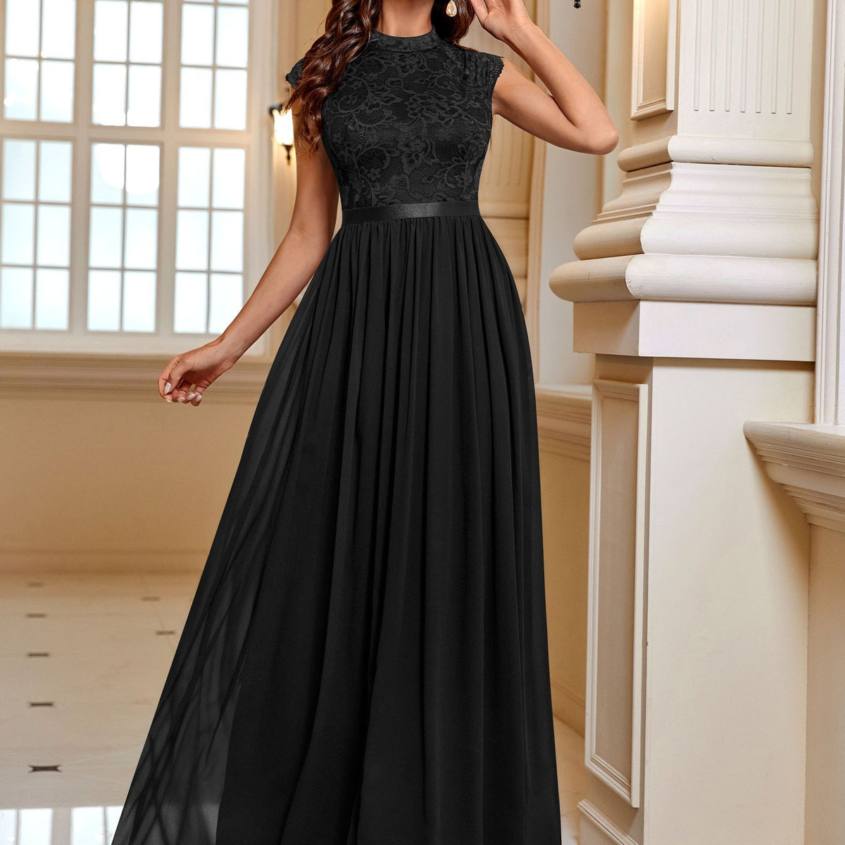 Cap Sleeve Lace Contrast Maxi Dress