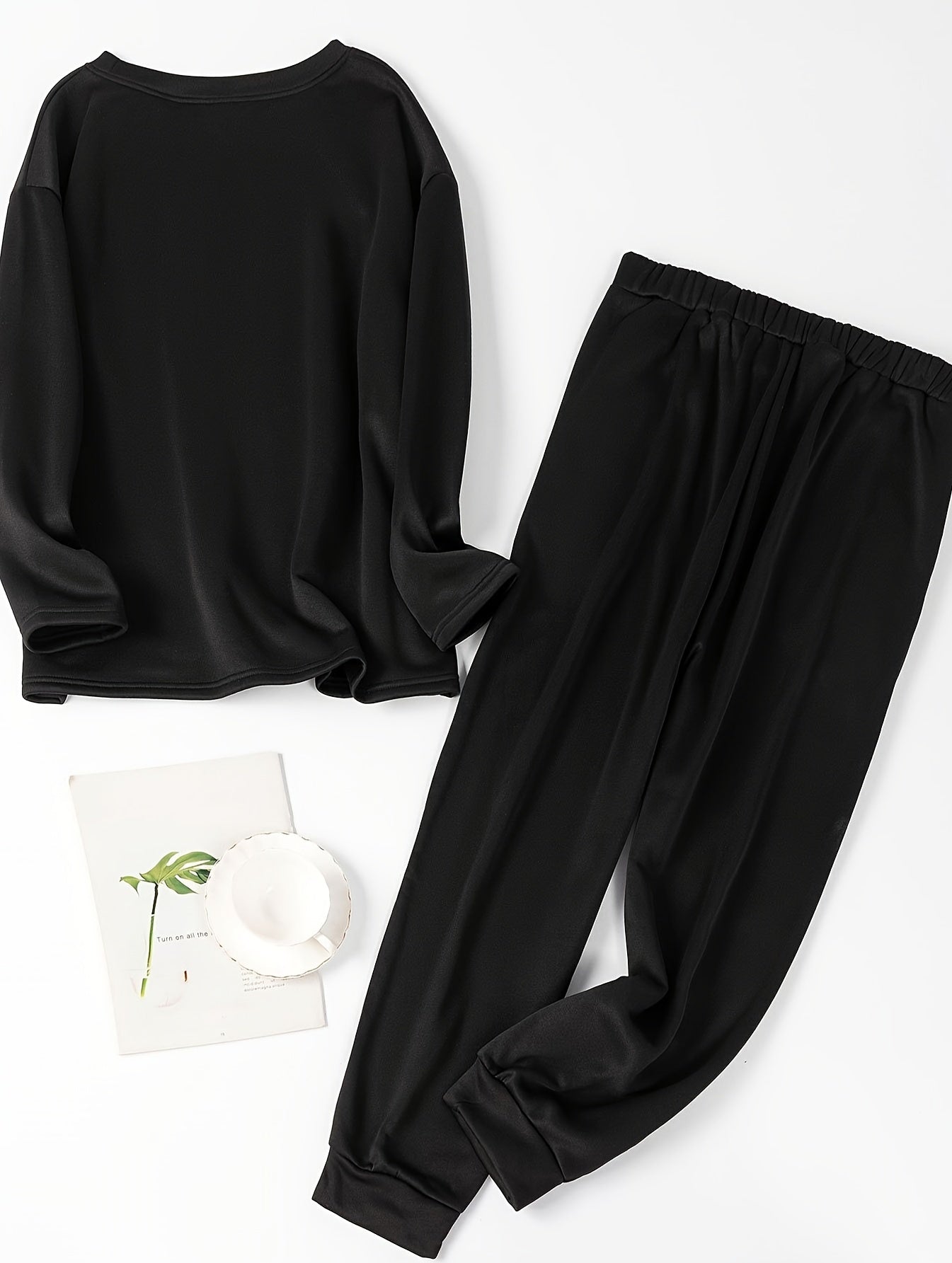  Gothic Lounge Set: Floral Skull Print Tee & Joggers Pajamas